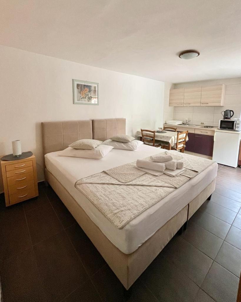 Sea Haven Lägenhet Rovinj Exteriör bild